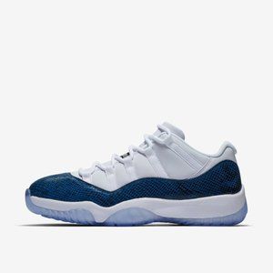 Jordan Retro 11 Low LE White/Black/Navy Leather